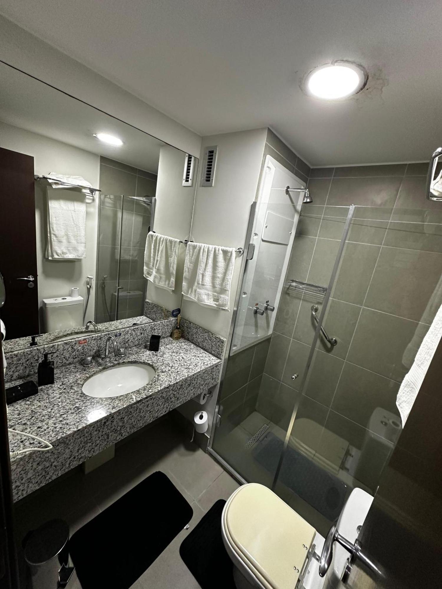 Flat Via Premiere - Rock In Rio, Rio Centro, Barra Olimpica, Barra Da Tijuca *